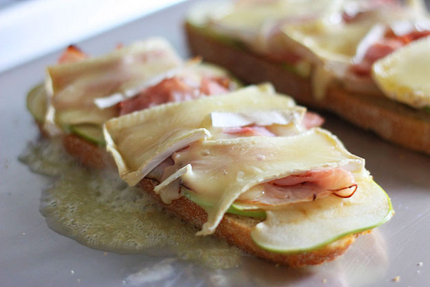 21 Toaster Oven Recipes You Can Make In 15 Minutes Or Less