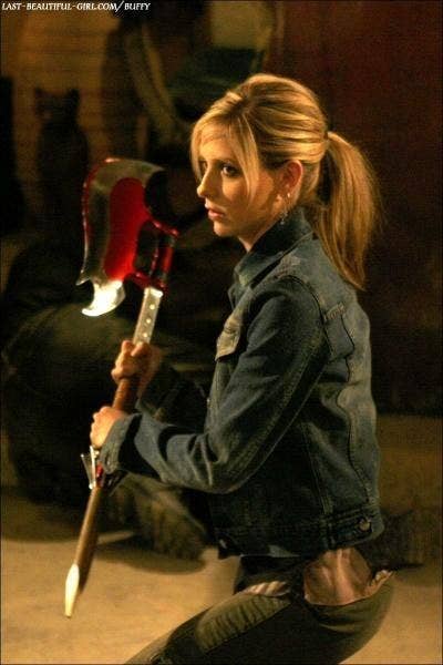 23 Of The Most Buffy Outfits Buffy Ever Wore