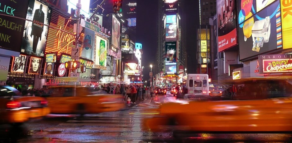 Dream of knowing what it's like to live in New York, on a ranch in Wyoming, or in a foreign country? If so, you need to take the plunge now, because making such a huge life change after kids is much, much more complicated.