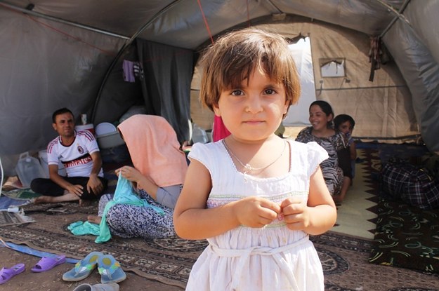 Heartbreaking Photos From A Syrian Refugee Camp For The Yazidi Fleeing Isis In Iraq 4523