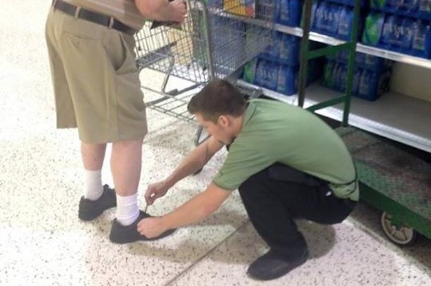 This Publix Employee Went Viral On Facebook After Someone Took A Photo ...