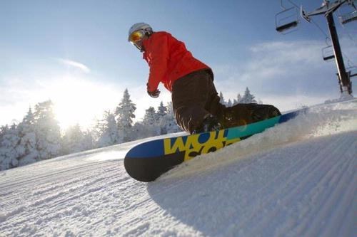 Vermont is one of only two states in the nation to offer snowboarding as a varsity sport.
