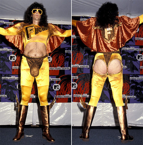 (Howard Stern é um locutor de rádio famoso nos EUA.)