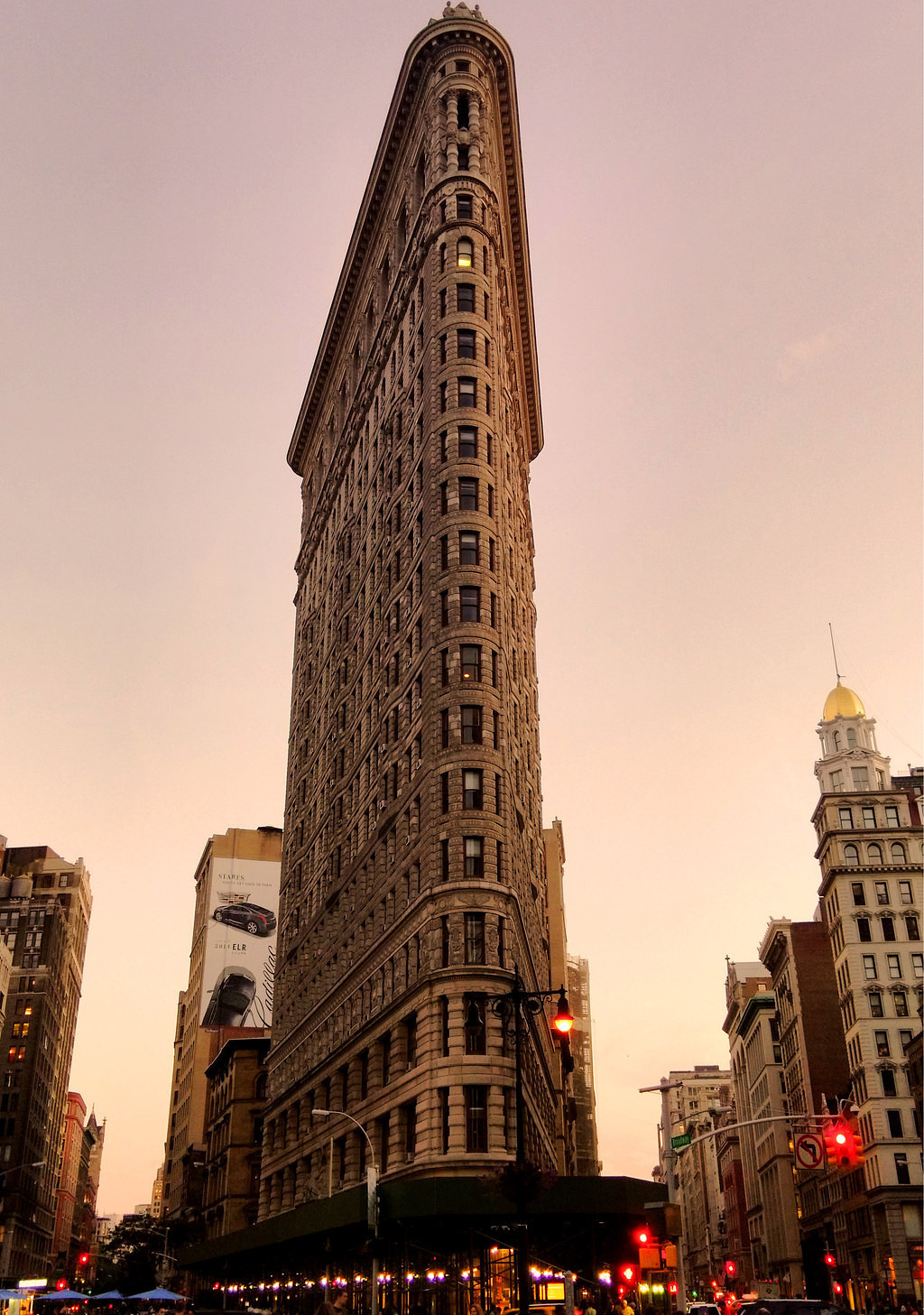 13 Iconic New York Landmarks During Day And Night