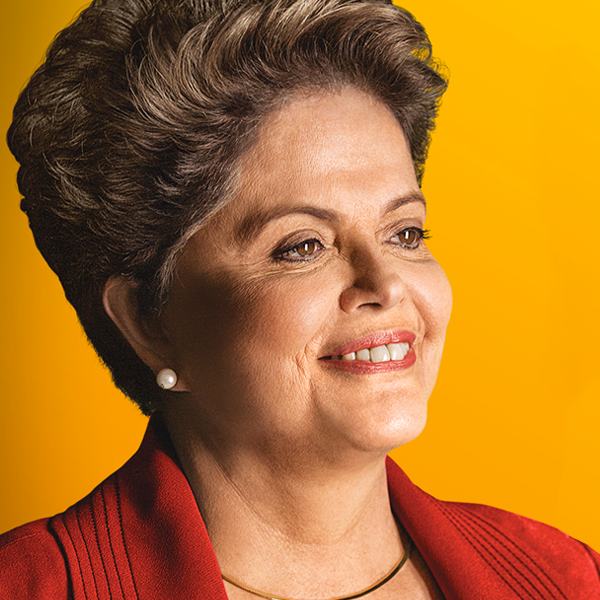 Onde a questão LGBT aparece no programa de governo: em apenas um parágrafo.Em 25 páginas de plano de governo a questão LGBT surge apenas uma vez, com o termo “opção sexual”, que é considerado incorreto, tendo em vista que sexualidade não é uma opção. O termo certo comumente utilizado é "orientação sexual."A proximidade da candidata e do partido com líderes religiosos, que inclusive levou à criação de um “comitê evangélico” para sua campanha, é um indício de que Dilma não deve abordar a temática LGBT durante a corrida presidencial, o que não nos dá segurança de que ela vai fazer alguma coisa caso seja reeleita. Casamento entre pessoas do mesmo sexo reconhecido por lei*: não aparece no plano. Criminalização da homofobia: não aparece no plano.Políticas voltadas para travestis e transexuais (Lei de identidade de gênero): os itens não foram citados pela candidata.Trecho no programa de governo: “ (...) a luta pelos direitos humanos se mantém, sempre, como prioridade, até que não existam mais brasileiros tratados de forma vil ou degradante, ou discriminados por raça, cor, credo, sexo ou opção sexual.”*O casamento entre pessoas do mesmo sexo já é uma realidade pois foi aprovada pelo judiciário, porém ainda não existe uma garantia constitucional do direito, ou seja, uma lei que torne o casamento igualitário equivalente ao casamento heterossexual.