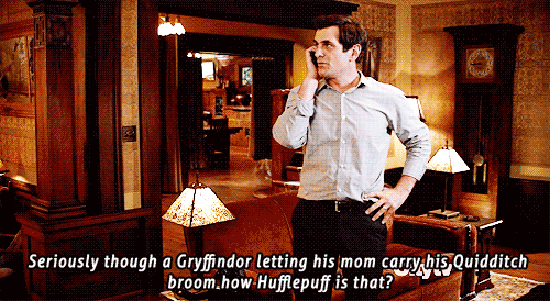15 Signs You Have The Humor Of A Dad As Told By Phil Dunphy Her Campus 