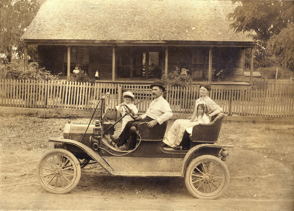 Back in 1914 the price of gas was crazy cheap. I mean insanely cheap. Like we're so crazy that we're giving it away kind of cheap. Just 12 cents a gallon, according to the Farmer's Almanac. Nowadays the average price for a gallon of gasoline will cost you $3.44. Just let that sink in.