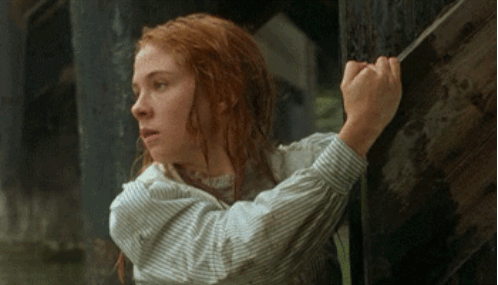 Anne est fantasque et a une imagination sans bornes. Source d’inspiration pour des millions de jeunes lectrices, elle a prouvé qu’être originale, ambitieuse et têtue est le meilleur moyen pour réaliser ses rêves (et pour plaire au garçon le plus mignon et le plus intelligent du coin).