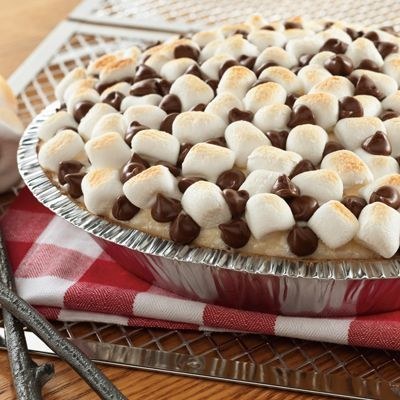 Everyone needs more reason to eat smores, especially in PIE form. Get the recipe.