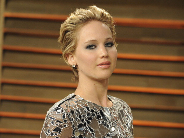 Jennifer Lawrence, Victoria Justice, Other Celebs Victims Of More Leaks,  Apple Denies Breach