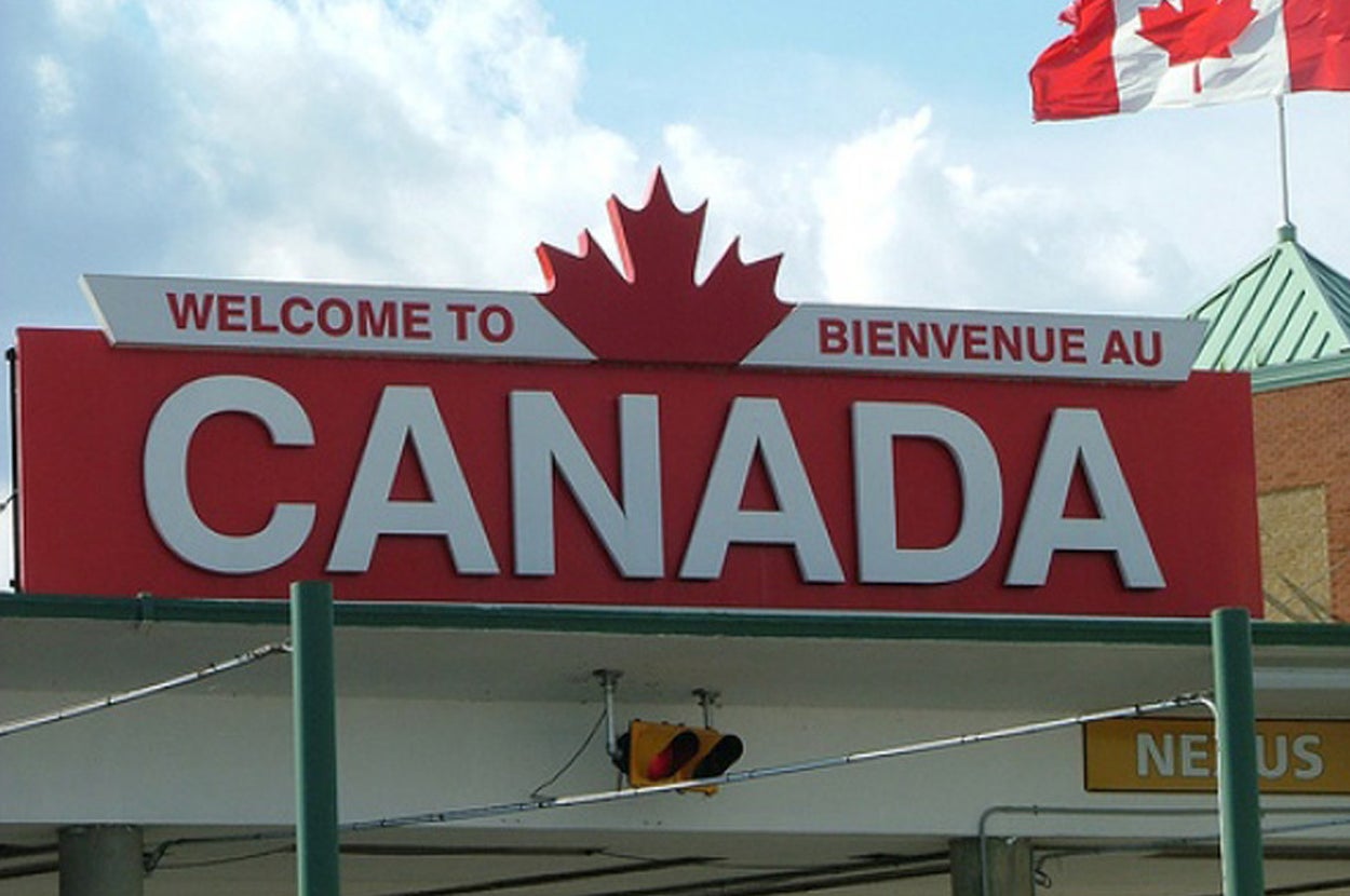 24 Signs You Grew Up On The Border To Canada