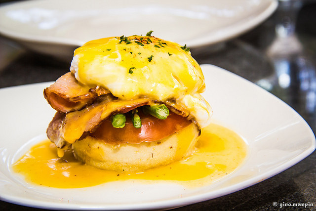 12 Reasons Why Eggs Benedict Is The Ultimate Good Time