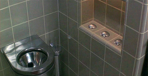 Demolition Man (1993)
