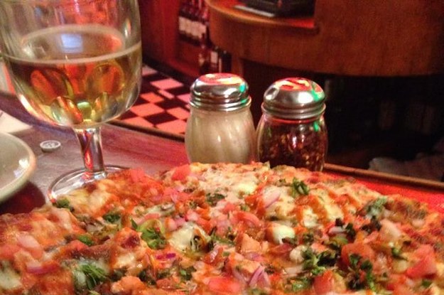 The 6 Best Pizzas In Youngstown, Ohio