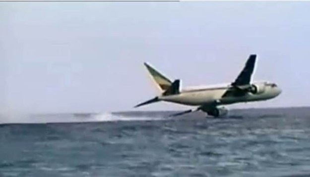 On November 23rd, 1996, Ethiopian Airlines Flight 961 departed on what should have been a two-hour journey from Addis Ababa to Nairobi. Soon after take-off, three Ethiopian men claiming to have a bomb stormed into the cockpit and demanded that Captain Leul Abate fly them to Australia. They had read that the Boeing 767-260ER could fly for 11 hours - enough time to get them from Ethiopia to Australia. The hijackers didn't believe the Abate when he told them the plane only had enough fuel to get them to Nairobi and forced him to fly east. As the plane ran out of fuel, Abate tried to land on Grand Comore, but ultimately had to ditch in the ocean. Unfortunately, the left wing and engine hit the water first, causing the plane to break apart and sink. 50 of the 175 people on board survived the crash landing.Even more horrifying: Many passengers who survived the impact died because they inflated their life vests before exiting the plane, which trapped them inside as the cabin filled with water.