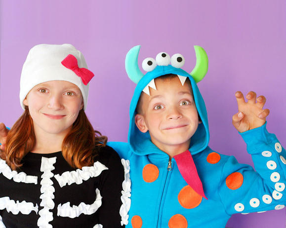 37 Cheap And Easy Sweatsuit Halloween Costumes