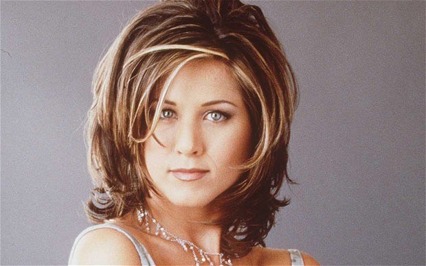 Maybe this Friends-now-streaming-on-Netlfix news is the perfect excuse to bring back one of the best haircuts of the 90s.