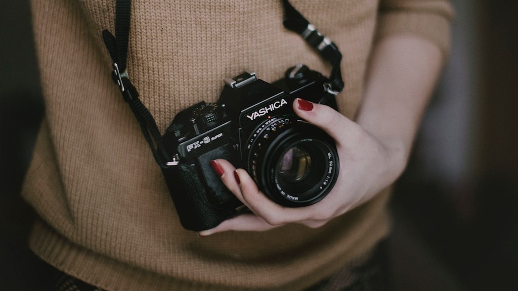 A food blog is about food first, but photos are a close second. A DSLR is going to be your best option for the best photos, but if you have good light then a decent digital camera will do the job to start. I don't recommend investing win a DSLR until you're 100% sure this project is going to stick.And have fun playing around with arrangements of backgrounds, plates, ingredients, cutting boards, measuring cups etc. It might take a while, but you'll eventually develop a signature style.