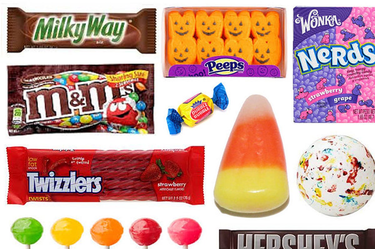 17 Mesmerizing GIFs Of Halloween Candy Being Made