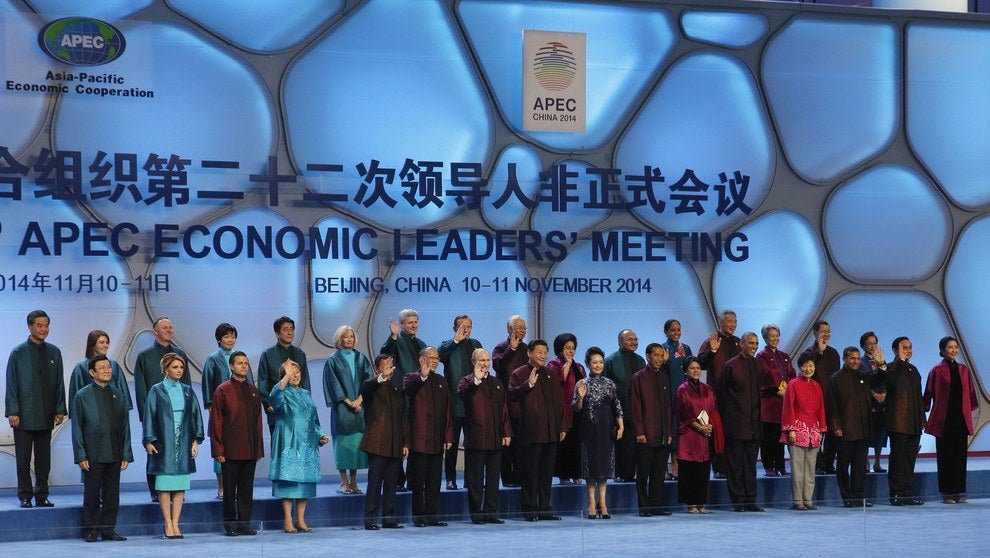 The Definitive Ranking Of Outfits World Leaders Have Forced Each Other ...