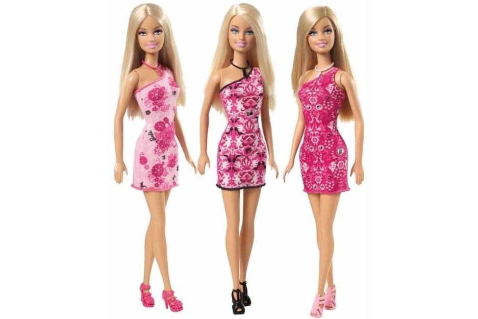 This Normal Barbie Comes With Cellulite Stretch Marks Acne And Tattoos