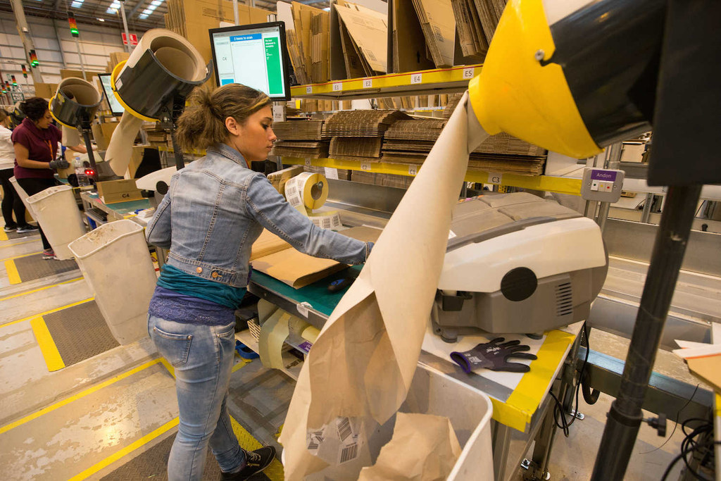 this-is-what-an-amazon-warehouse-looks-like-a-month-before-christmas