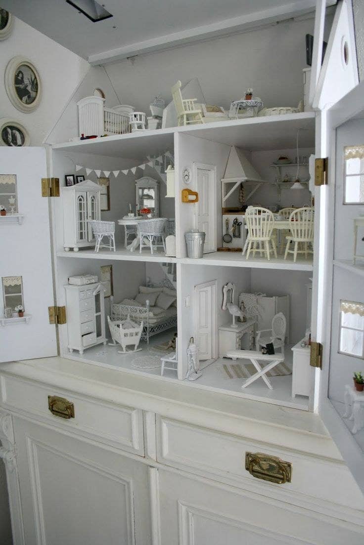 41 Dollhouses That Will Make Wish You Were A Tiny Doll