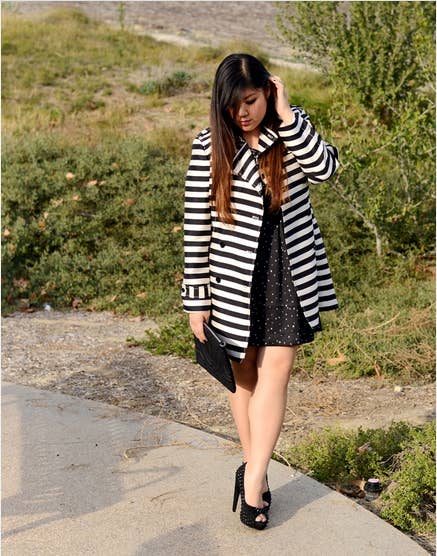 Like tiny stars with large-scale stripes.