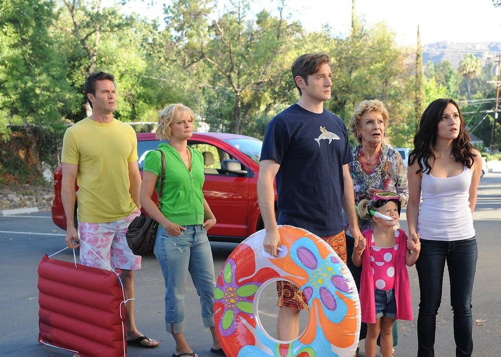 Written By: Sean ConawayDirected By: David KatzenbergEpisode Number: 4x03Why It’s Number 74: Leave it to Burt and Virginia to trick Jimmy into thinking he was well traveled by giving him cold medicine. That stuffed animal museum was terrifying.Best Line: “Jimmy was happy, well traveled, and ignorant, and you just took away two of those things.”
