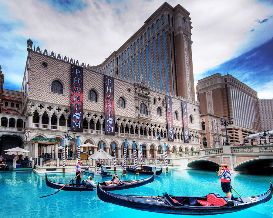 15 Things You Can Only Do In Vegas