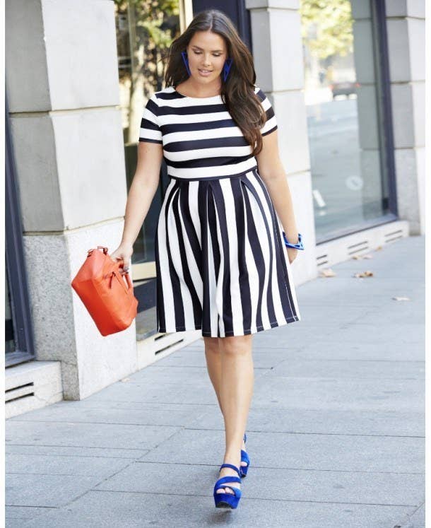 Fashion Hacks for Curvy Girls That Will Make Getting Dressed a Lot Freaking  Easier