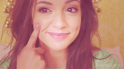 20 Young Celebs That Were 2014 AF - 500 x 281 animatedgif 976kB
