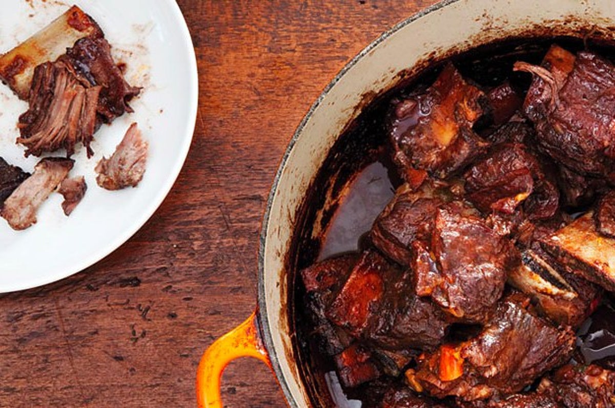 18 One-Pot Dinners You Can Make In A Dutch Oven