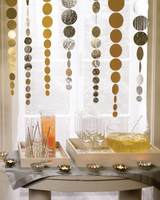 19 clever ways to use leftover wrapping paper