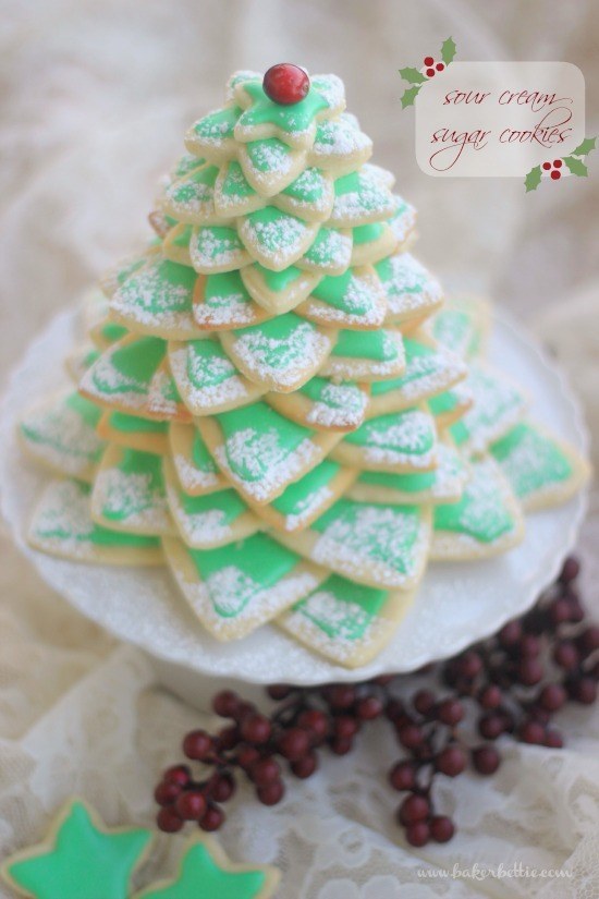 27 Holiday Cookies That Are Almost Too Cute To Eat
