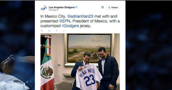 The Dodgers Gave Mexico's President A Custom Jersey And People