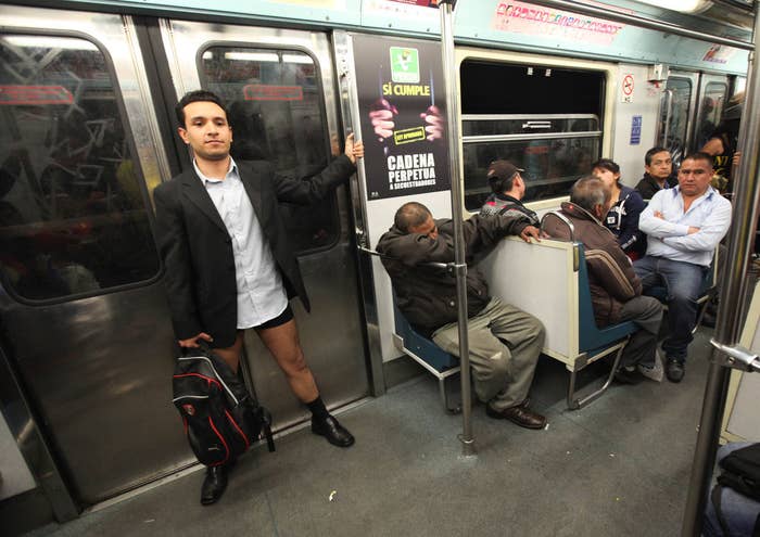 NO PANTS SUBWAY RIDE IN LONDON, PARIS AND OTHER CITIES. #npsr  #entertain_me. Public transport in major cities were crammed with  bare-legged travellers - Contagious ideas is spotting trends. By Jeremy  DUMONT, french
