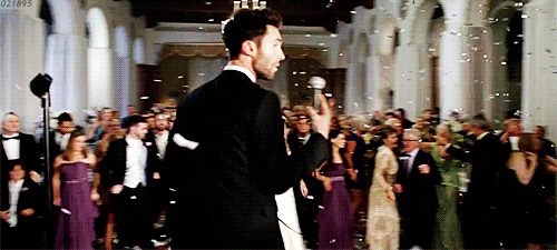Maroon 5 Crashed A Bunch Of Weddings To Perform Sugar And The Reactions Are Priceless 7234