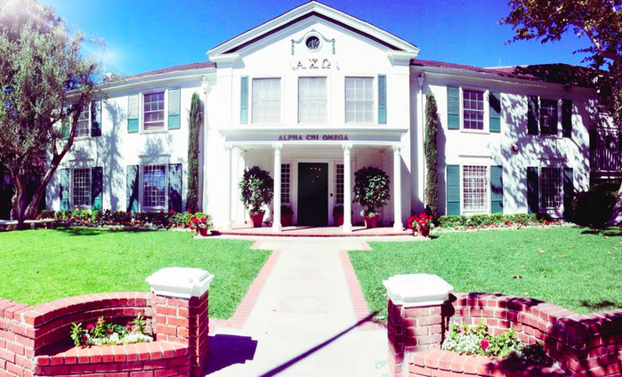 Leaked USC Sorority Email Insists Members Wear Spanx Bans Wavy