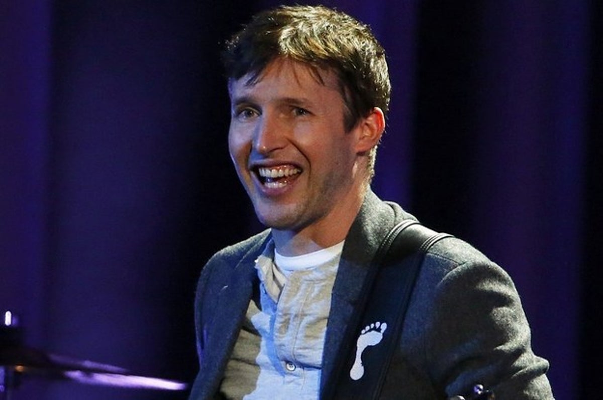 James Blunt brands Labour MP Chris Bryant a 'prejudiced wazzock