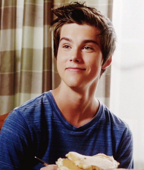 He acts as Finn in adventure time and he is hot ? My heart just melted.