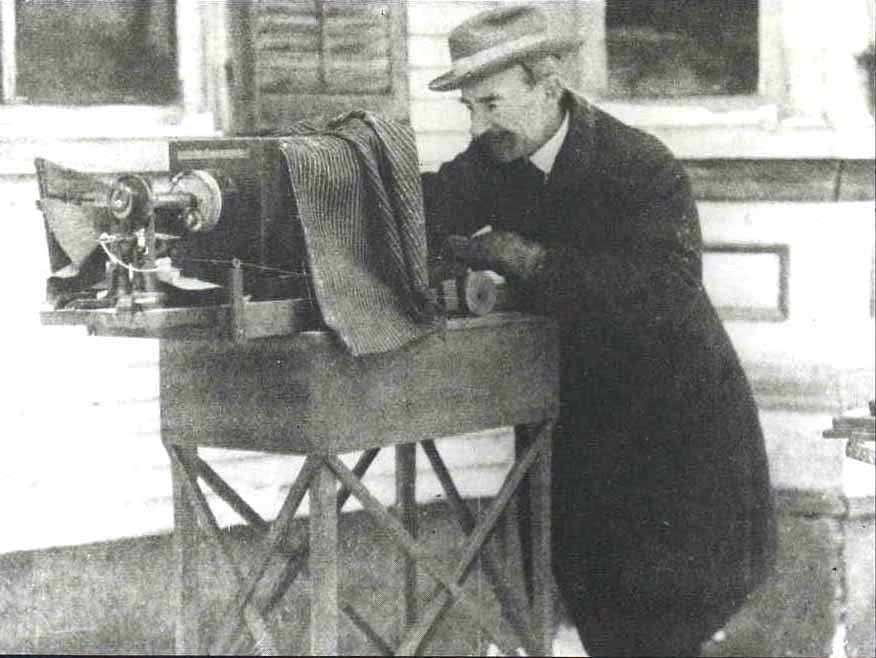 The self-educated farmer was born in Jericho, Vermont in 1865 and had a lifelong love of snow. According to the Jericho Historical Society, he spent more than a year experimenting with different ways of taking photographs through a microscope. And in 1885, he became the first person to successfully photograph a single crystal of snow.