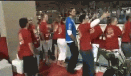 These dance moves somehow hypnotized the most famous supermodel in the world.