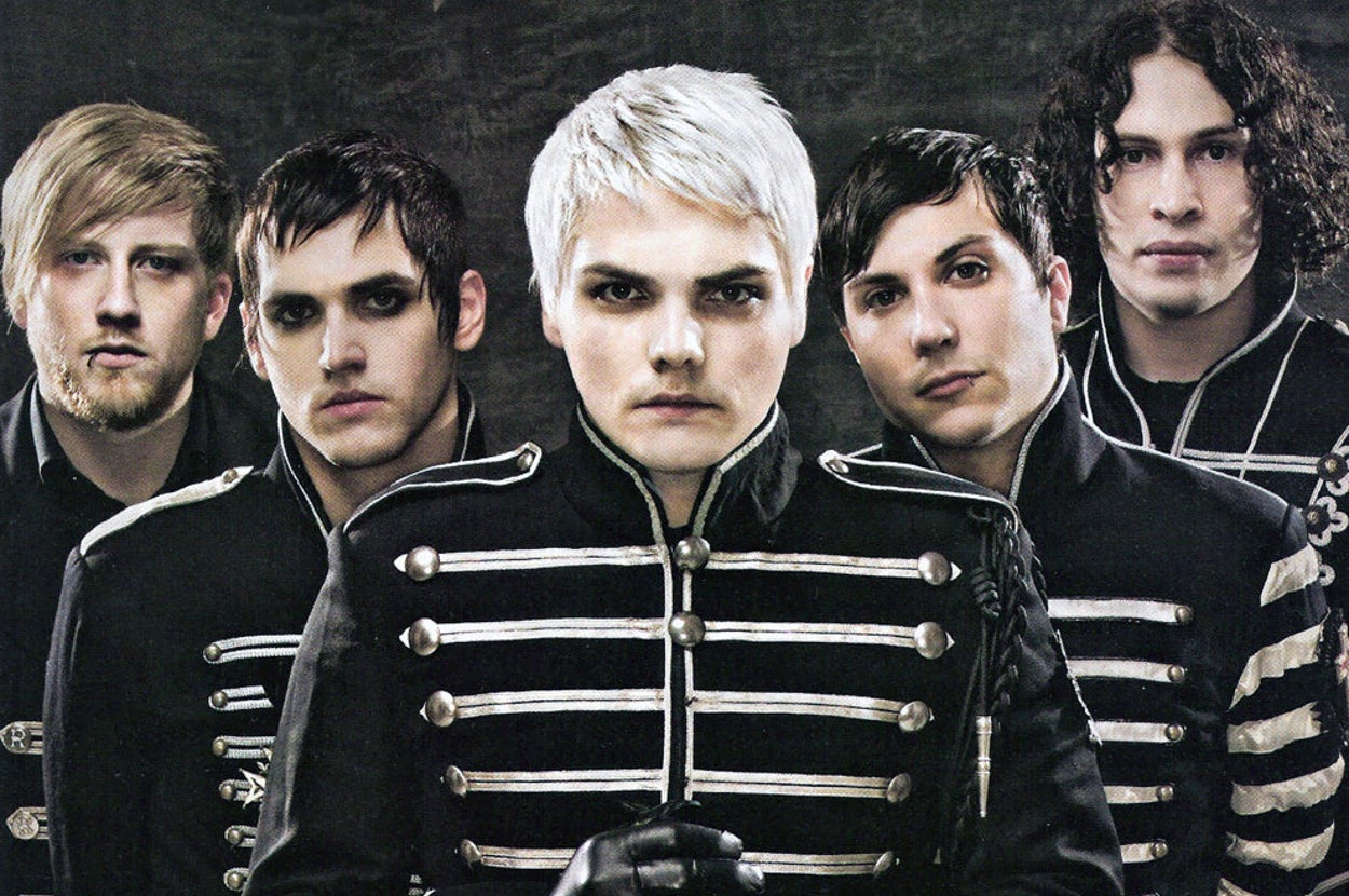 Fast Emo 26 Signs You Never Got Over Your Emo Phase