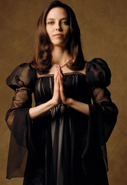 Patience is a virtue when dealing with your type of mate. You like 'em sociopathic with a touch of delusion. Victorian dolls and dead flowers get your engine running, and you don't mind manic fits of psychosis every now and then.