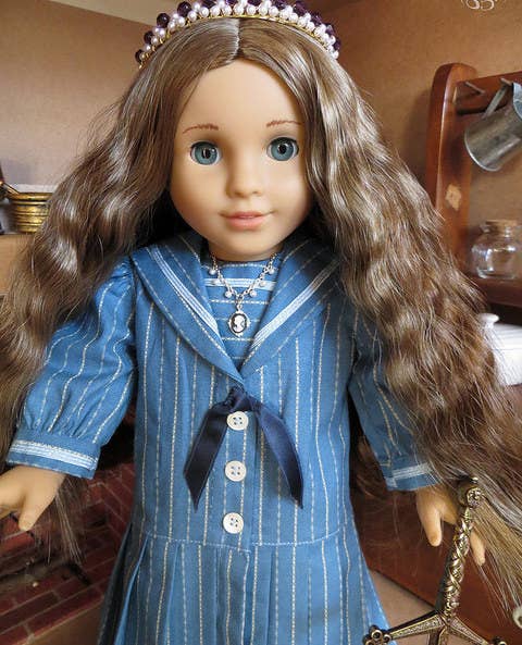 19 American Girl Dolls Who Are Definitely Cold-Blooded Killers