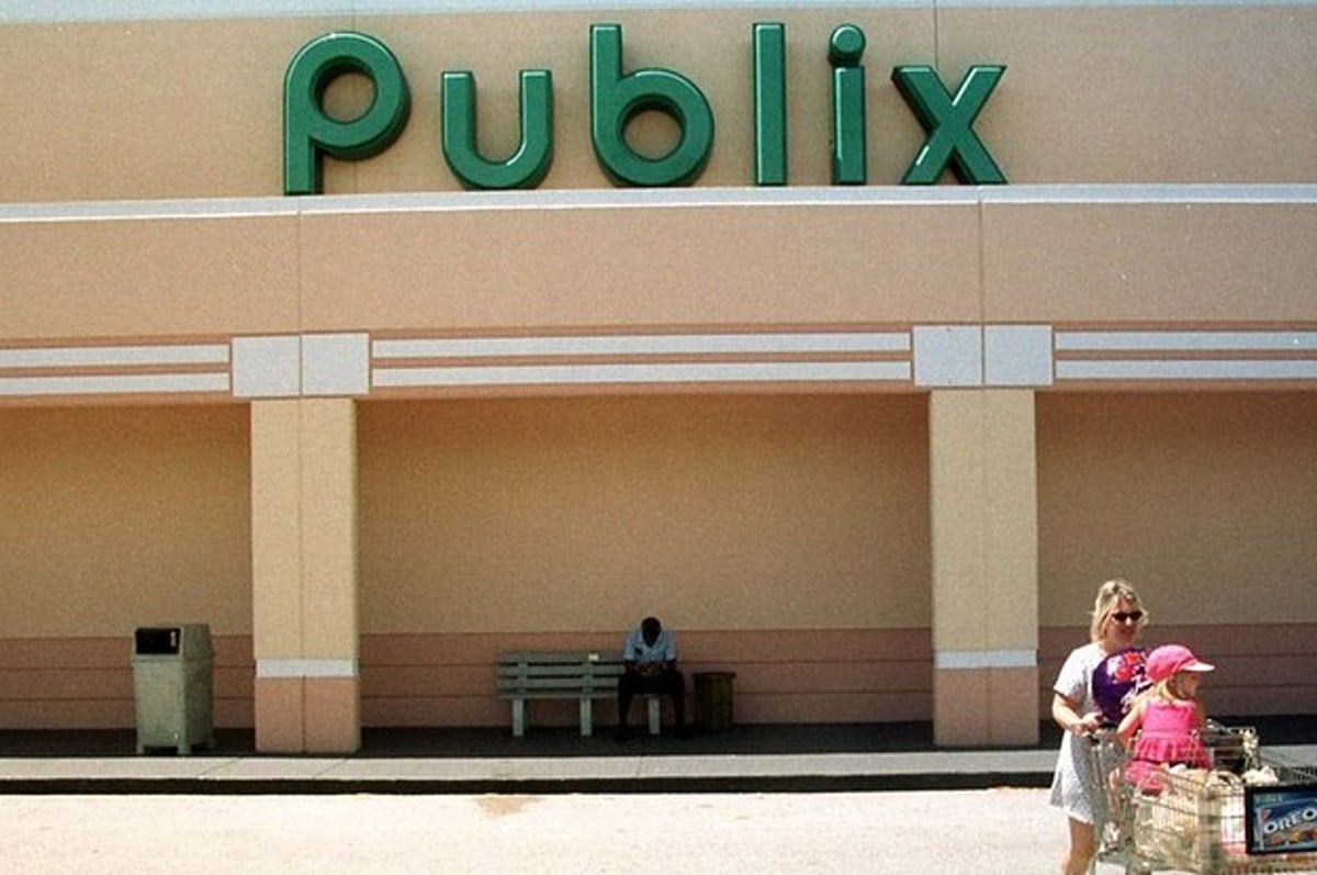 Hot girls in publix 19 Secrets For Shopping At Publix That Will Blow Your Mind