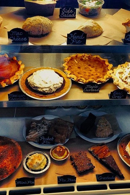23 Delicious Los Angeles Eats That Are Worth Every Penny