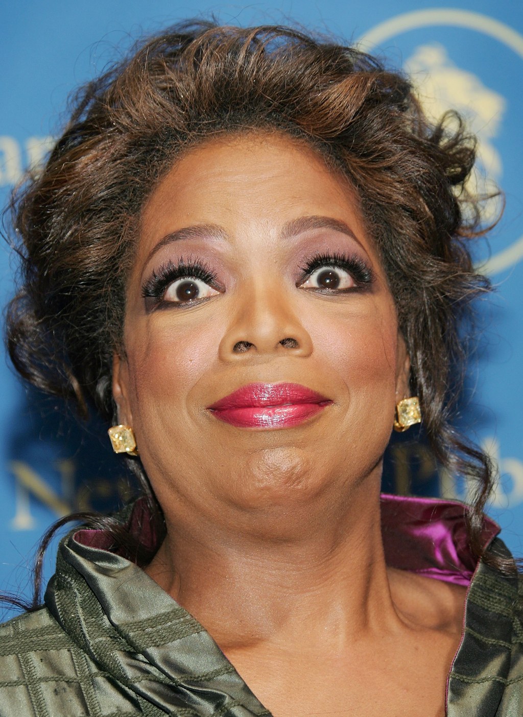 33 Important Moments In Oprah Hair History 