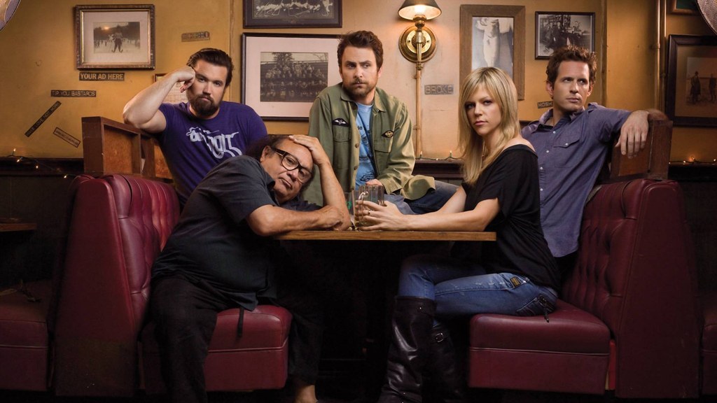 The Gang has intentions of sticking together through their crazy schemes, but most of they time they end up throwing each other under the bus. But despite constantly selling each other out, they've continued to have a tight-knit friendship.
